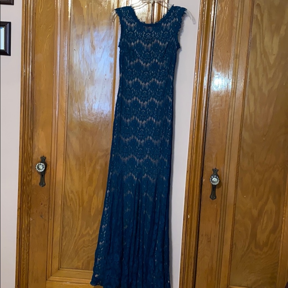 Long lace turquoise evening dress!